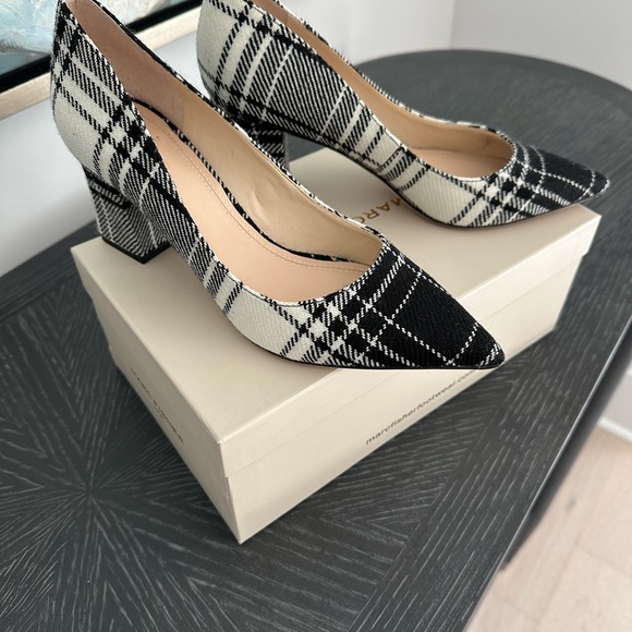 Marc Fisher Winter Twill Zala Pumps size 8.5 - Picture 1 of 2
